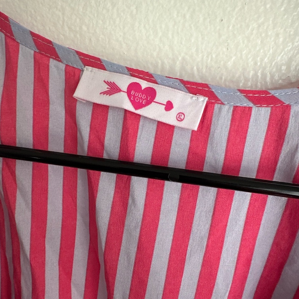 Buddy Love Vibrant Pink and White V-Neck Romper - Picture 5 of 7